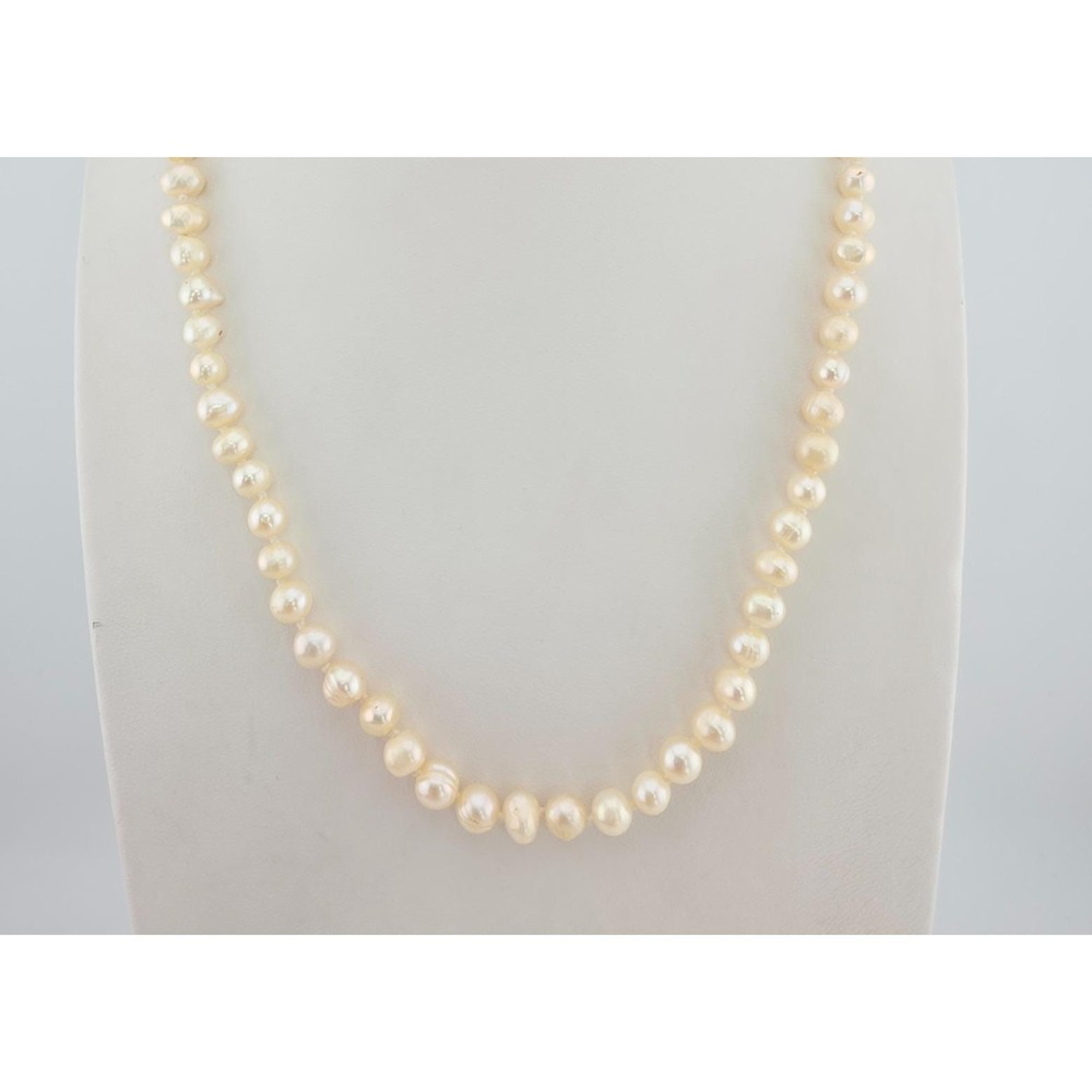 Vtg Genuine Pearl Necklace Hand-Tied Mid-Century Classy Classic Gold Tone 18"